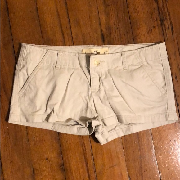 Hollister Khaki Shorts 2025